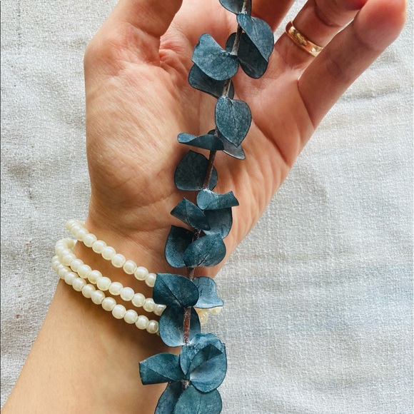 Set of three pearl bracelets - Picture 3 of 4